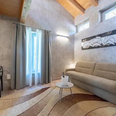 Casa Nonno Bepi Сasa de vacaciones Tremosine