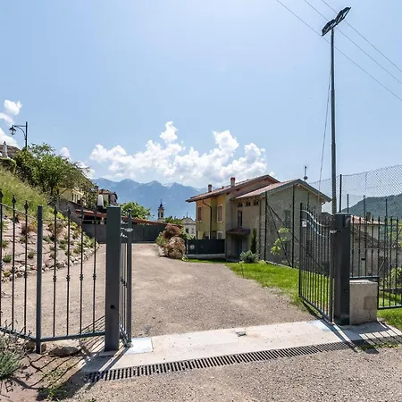 Casa Nonno Bepi Сasa de vacaciones Tremosine